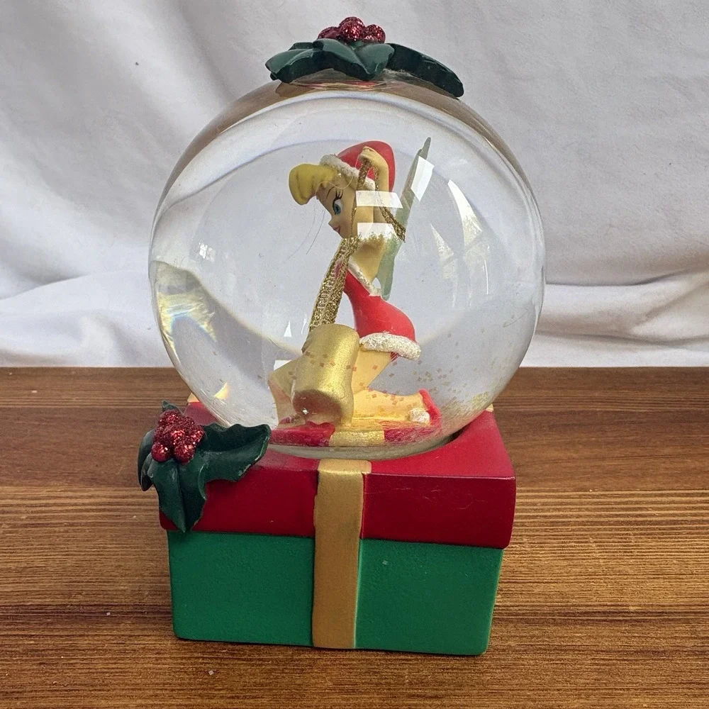 Disney Store Tinker Bell 2005 Christmas Santa Snow Globe Water Globe